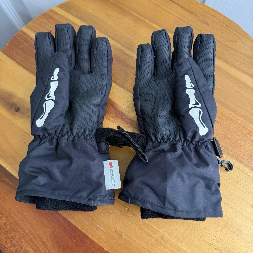 H&M 3M Thinsulate Black White Skull Winter Gloves Kids Size 12/14 Ski Outdoor